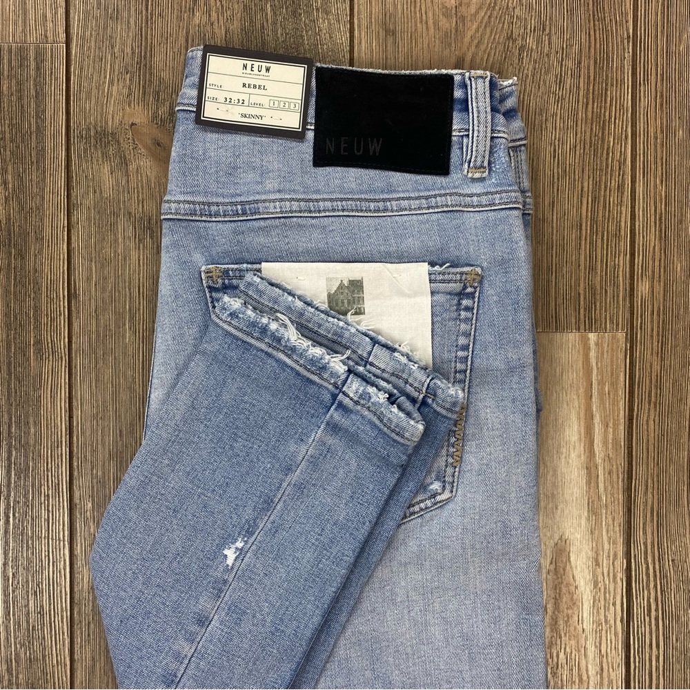 NEUW Denim Rebel Skinny Distressed Jeans Size 32x32 - Picture 9 of 12
